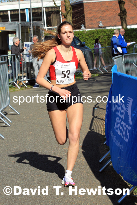 Womens Under-17s 5k, 2022 Northern 12 and 6 Stage Road Relays,  Birkenhead Park, Birkenhead, Wirral.  Photo: David T. Hewitson/Sports for All Pics